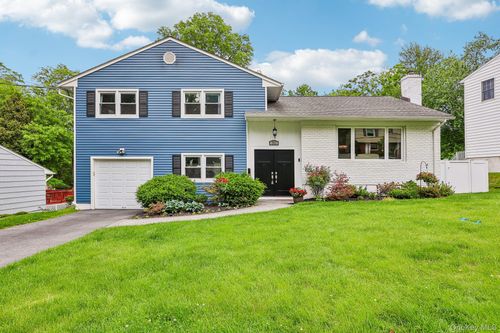 30 Rutledge Rd, Scarsdale, NY, 10583-6714 | Card Image