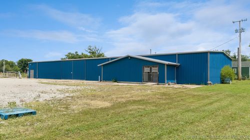 1422 E Fairview Ave, Nowata, OK, 74048-4613 | Card Image