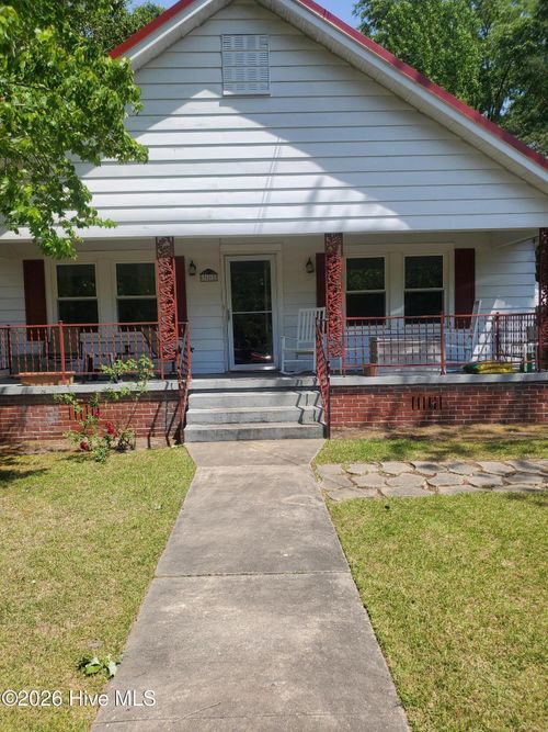 305 Glenwood Dr, Greenville, NC, 27834-5637 | Card Image