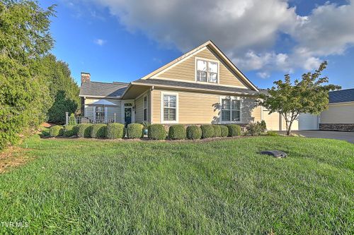 1271 Hatterdale Farm Rd, Blountville, TN, 37617-5352 | Card Image