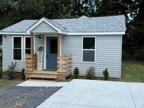 303 Janice St, DALTON, GA, 30721-3945 | Card Image