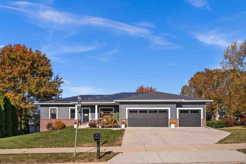 3103 Fox Creek Rd, Bloomington, IL, 61705 | Card Image