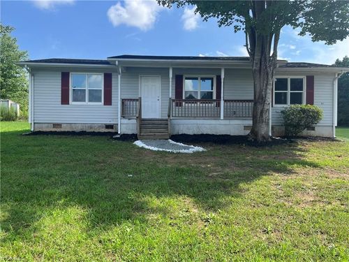 1011 Rising Sun Dr, Yadkinville, NC, 27055-8800 | Card Image