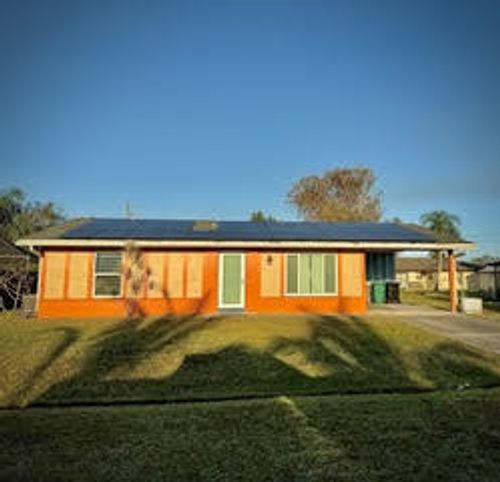 423 Se Asbury Ln, Port St. Lucie, FL, 34983-2203 | Card Image