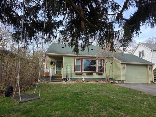 304 N 8th St, Saint Peter, MN, 56082-1211 | Card Image