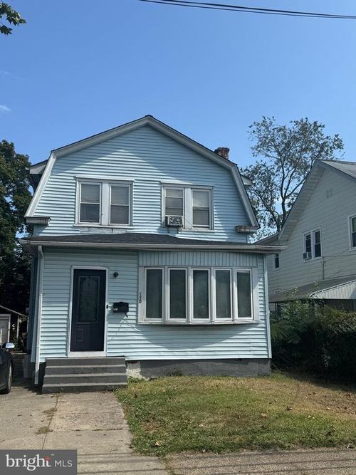 110 Parkway Ave, Ewing, NJ, 08618-3010 | Card Image