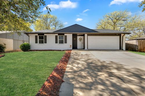 606 Hillcrest St, Mansfield, TX, 76063-2163 | Card Image