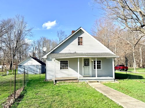 8248 W 300 S, Columbus, IN, 47201-5040 | Card Image