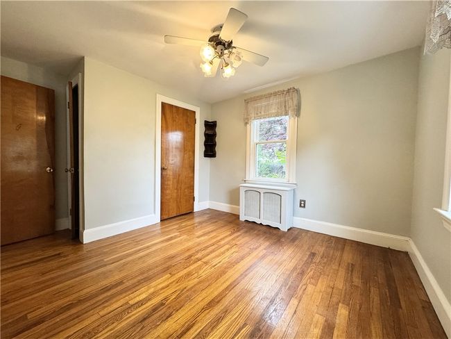 11 Winthrop St, House other with 3 bedrooms, 1 bathrooms and 2 parking in Riverside RI | Image 7