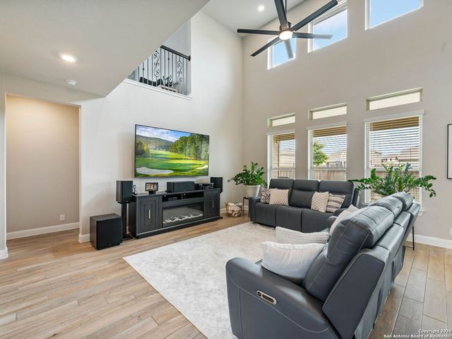126 Stout Cv, House other with 5 bedrooms, 4 bathrooms and null parking in Cibolo TX | Image 7