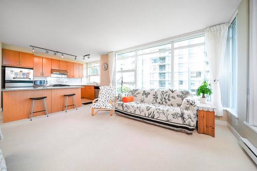 701-9222 University Cres, Burnaby, BC, V5A0A6 | Card Image