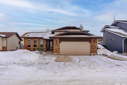 326 Bornstein Crescent, Saskatoon, SK, S7N3Y3 | Card Image