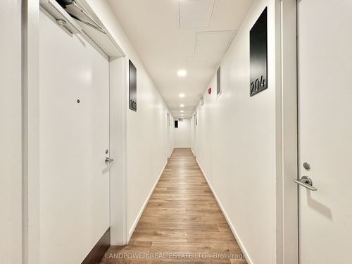204-377 Broadview Ave, Toronto, ON, M4K2M7 | Card Image