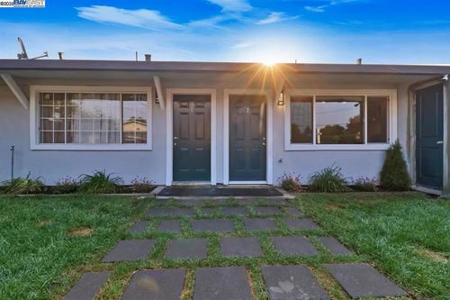 2118 Addison Ave, East Palo Alto, CA, 94303-1458 | Card Image