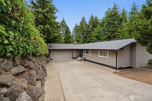 18027 10th Pl Ne, Poulsbo, WA, 98370-6249 | Card Image