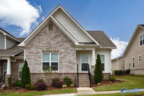 8013 Deer Crossing Cir Se, Owens Cross Roads, AL, 35763-5616 | Card Image
