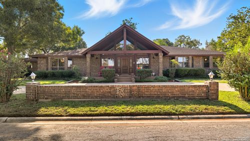 400 Persons St, Stockdale, TX, 78160-6051 | Card Image