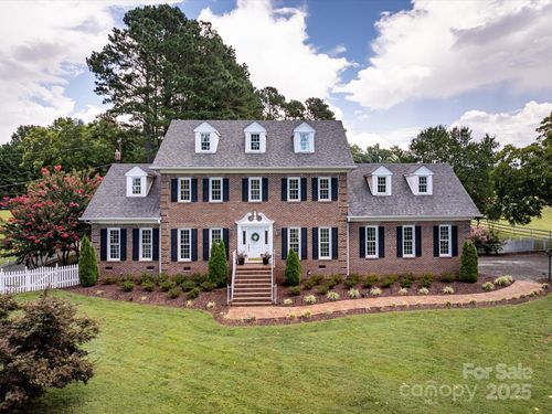 11215 Idlewild Rd, Matthews, NC, 28105-1922 | Card Image
