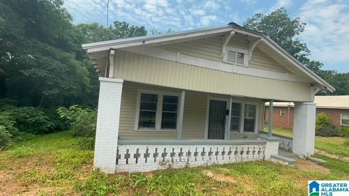 1332 15th Pl Sw, BIRMINGHAM, AL, 35211-2718 | Card Image