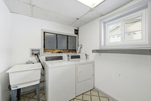 apt-2-4311 Grace St, Schiller Park, IL, 60176-1907 | Card Image