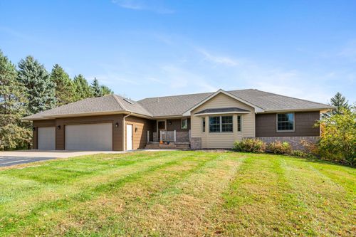 5681 277th St, Wyoming, MN, 55092-9364 | Card Image