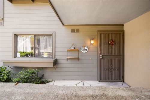 55-11 Palos, Irvine, CA, 92612-2611 | Card Image