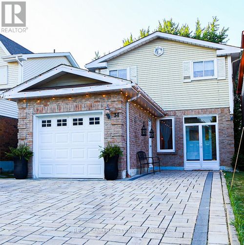 34 Lilac Avenue, Markham (Aileen-Willowbrook), ON, L3T5K2 | Card Image