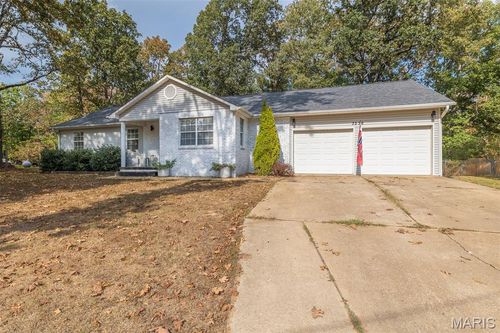 3236 Sky Line Dr, Poplar Bluff, MO, 63901-2088 | Card Image