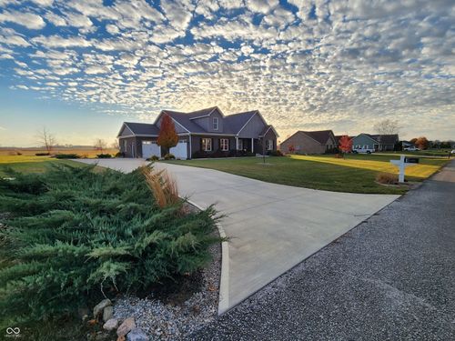 6177 E Holes Crossing Dr, Crawfordsville, IN, 47933-9701 | Card Image