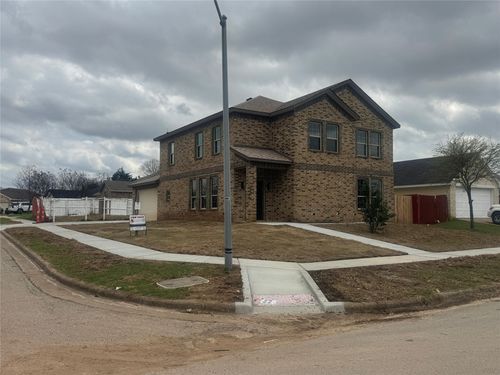 800 Oak Creek Dr, Hutchins, TX, 75141-4258 | Card Image