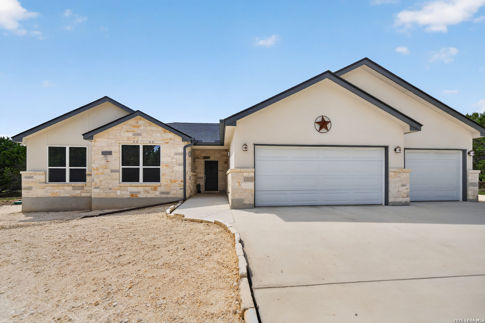Residential in Bandera