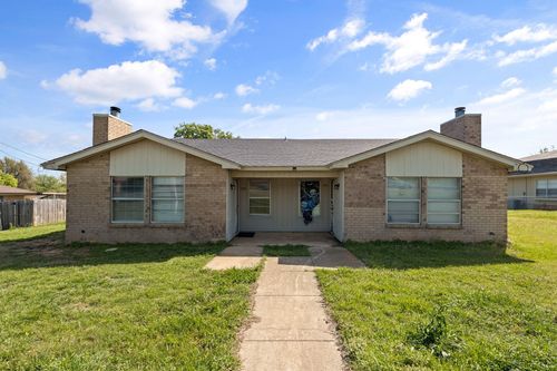 7318 Davis Boulevard, North Richland Hills, TX, 76182 | Card Image