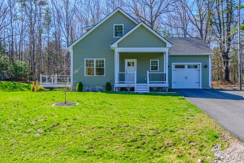 17-17 Youngs Lane, Freeport, ME, 04032 | Card Image