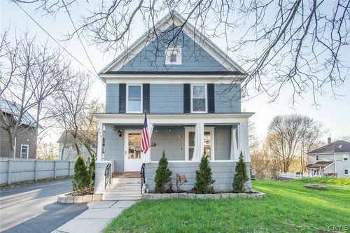 625 Addison St, Watertown, NY, 13601-2138 | Card Image