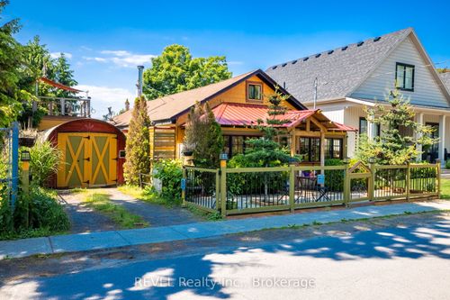 3816 Crystal Beach Dr, Fort Erie, ON, L0S1N0 | Card Image