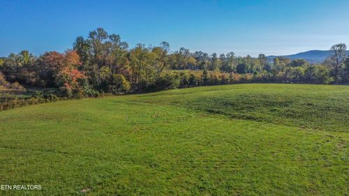 340 Cross Rd, Winfield, TN, 37892-2224 | Card Image