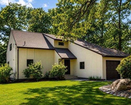 6 Acacia Ct, Coventry, RI, 02816-6445 | Card Image