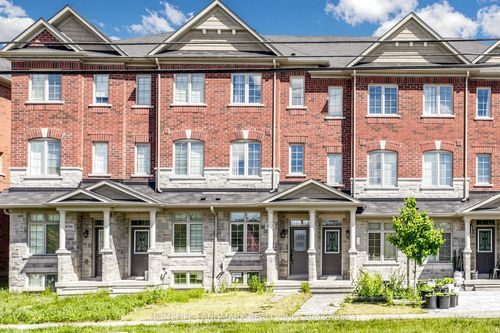 4798 16th Ave, Markham, ON, L6C0V8 | Card Image