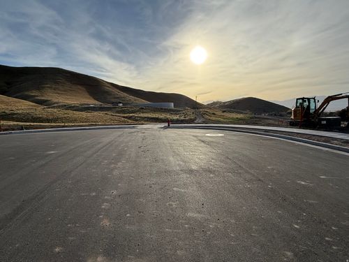 585 Berkshire, Tooele, UT, 84074-3186 | Card Image