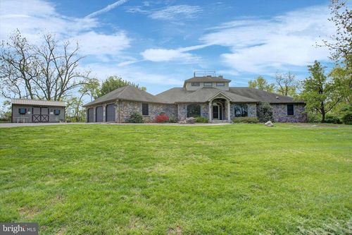 870 Remington Drive, SHIPPENSBURG, PA, 17257 | Card Image