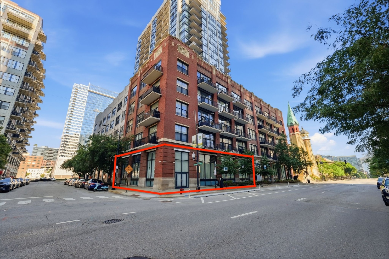 SE - 210 S Desplaines St, For Sale in Chicago - eXp Realty