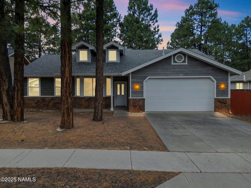2058 W University Ave, Flagstaff, AZ, 86001-2808 | Card Image