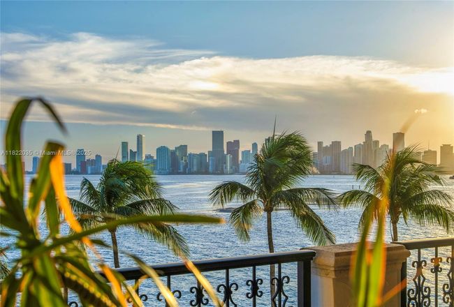 5233 - 5233 Fisher Island Dr, Condo with 4 bedrooms, 5 bathrooms and null parking in Miami Beach FL | Image 23