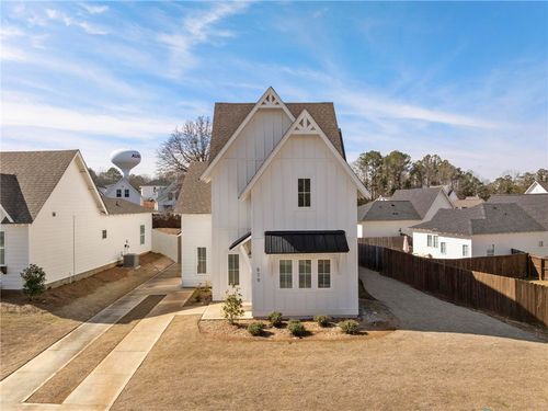 579 Piper Ave, AUBURN, AL, 36832-3810 | Card Image