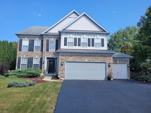 741 Regal Ln, Algonquin, IL, 60102-4370 | Card Image
