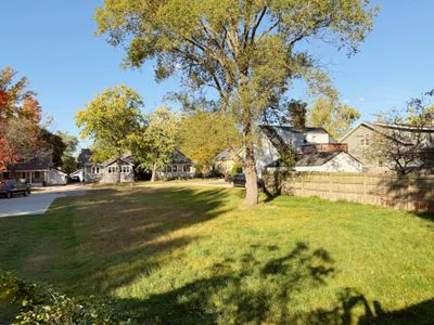 View from the back of the lot facing towards 19th Street | Image 3