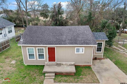 109 W Ward St, Overton, TX, 75684-1001 | Card Image