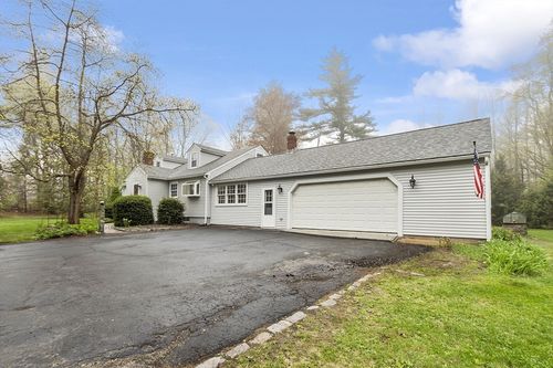 42 New Salem Rd, Petersham, MA, 01366-9703 | Card Image