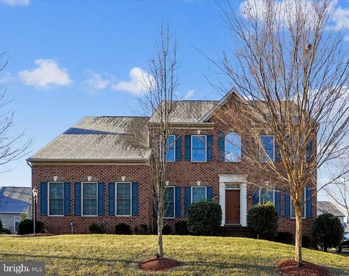 42159 Tecumseh Hills Dr, CHANTILLY, VA, 20152-6452 | Card Image