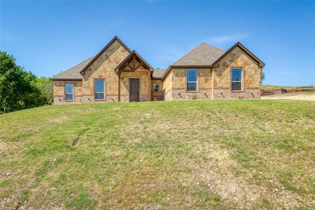 1033 Tex Ln, House other with 4 bedrooms, 2 bathrooms and null parking in Springtown TX | Image 37